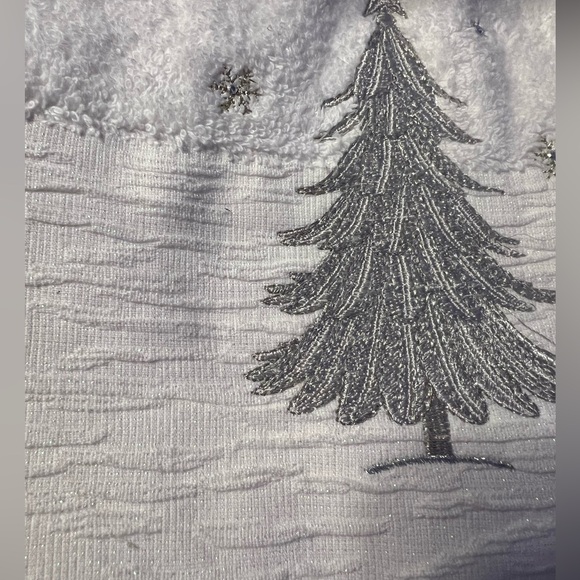 Glitz + Glimmer Christmas Tree White silver Sparkle 2 bath 2 hand 2 Tip Towels - Picture 2 of 2